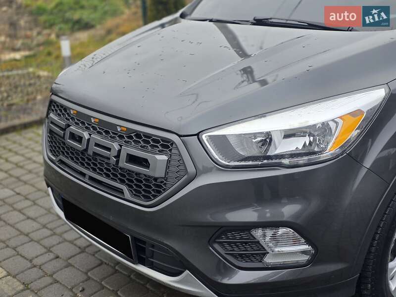 Позашляховик / Кросовер Ford Escape 2018 в Надвірній