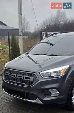 Позашляховик / Кросовер Ford Escape 2018 в Надвірній