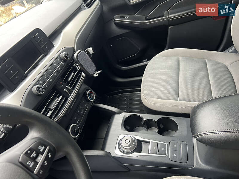 Позашляховик / Кросовер Ford Escape 2022 в Трускавці