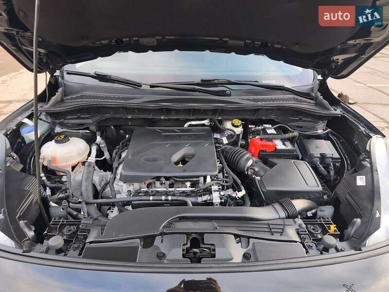 Внедорожник / Кроссовер Ford Escape 2020 в Стрые