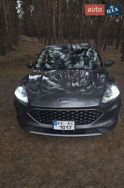 Внедорожник / Кроссовер Ford Escape 2020 в Днепре