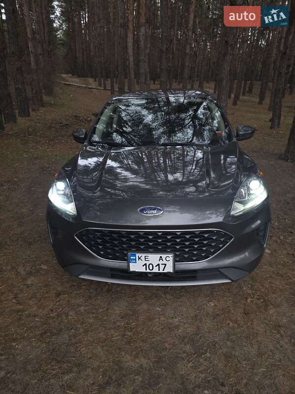 Внедорожник / Кроссовер Ford Escape 2020 в Днепре