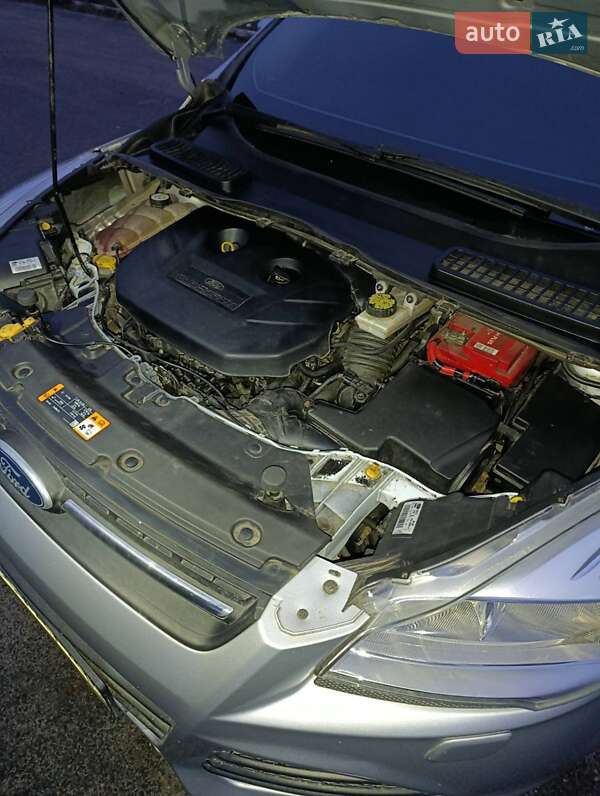 Внедорожник / Кроссовер Ford Escape 2012 в Новомосковске фото 11 Внедорожник / Кроссовер Ford Escape 2012 в Новомосковске