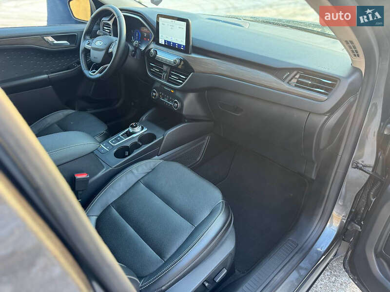 Позашляховик / Кросовер Ford Escape 2020 в Полтаві