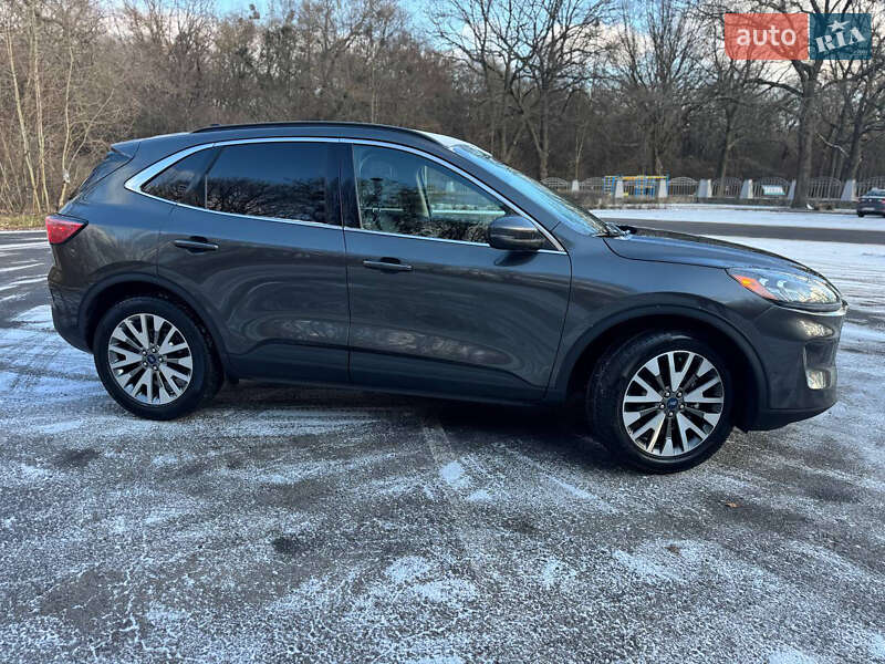 Позашляховик / Кросовер Ford Escape 2020 в Полтаві