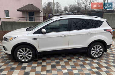 Внедорожник / Кроссовер Ford Escape 2016 в Днепре