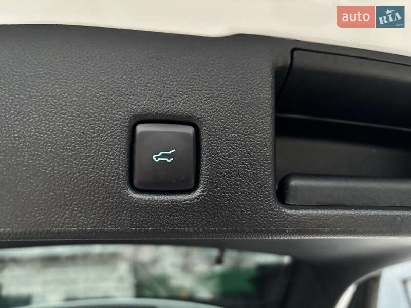 Позашляховик / Кросовер Ford Escape 2024 в Миколаєві