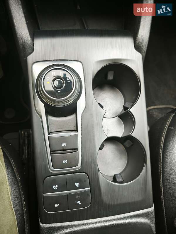 Внедорожник / Кроссовер Ford Escape 2022 в Киеве