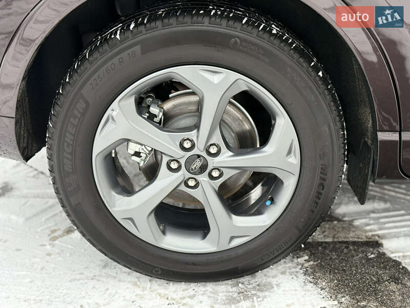 Внедорожник / Кроссовер Ford Escape 2023 в Киеве фото 44 Внедорожник / Кроссовер Ford Escape 2023 в Киеве