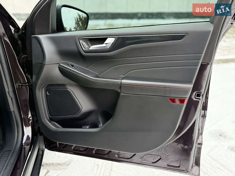 Внедорожник / Кроссовер Ford Escape 2023 в Киеве фото 87 Внедорожник / Кроссовер Ford Escape 2023 в Киеве