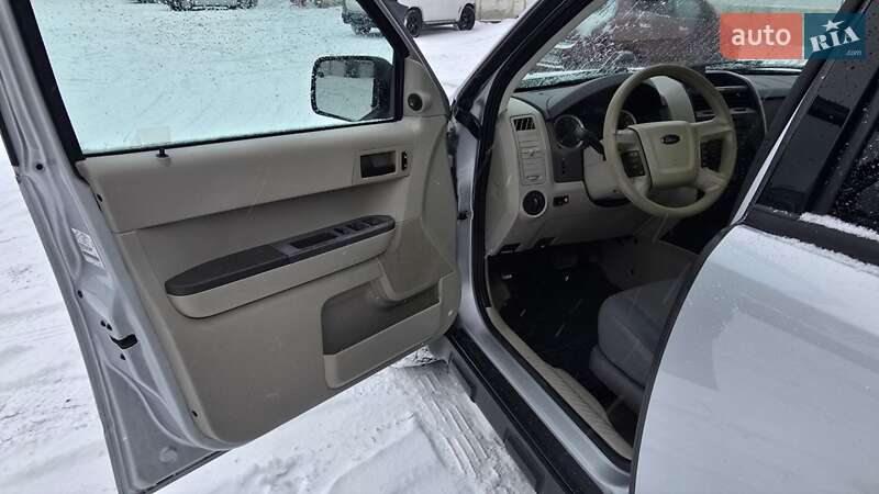 Позашляховик / Кросовер Ford Escape 2010 в Харкові