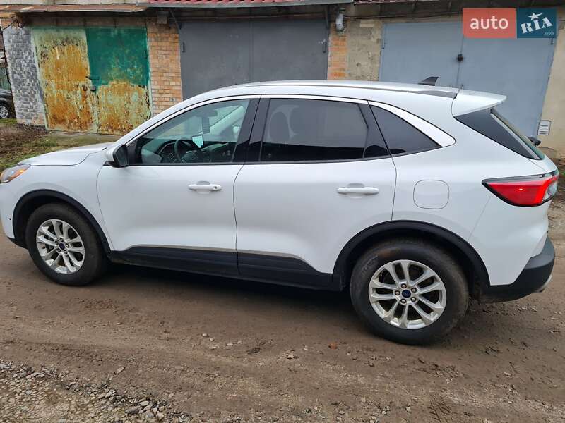 Позашляховик / Кросовер Ford Escape 2021 в Києві фото 5 Позашляховик / Кросовер Ford Escape 2021 в Києві