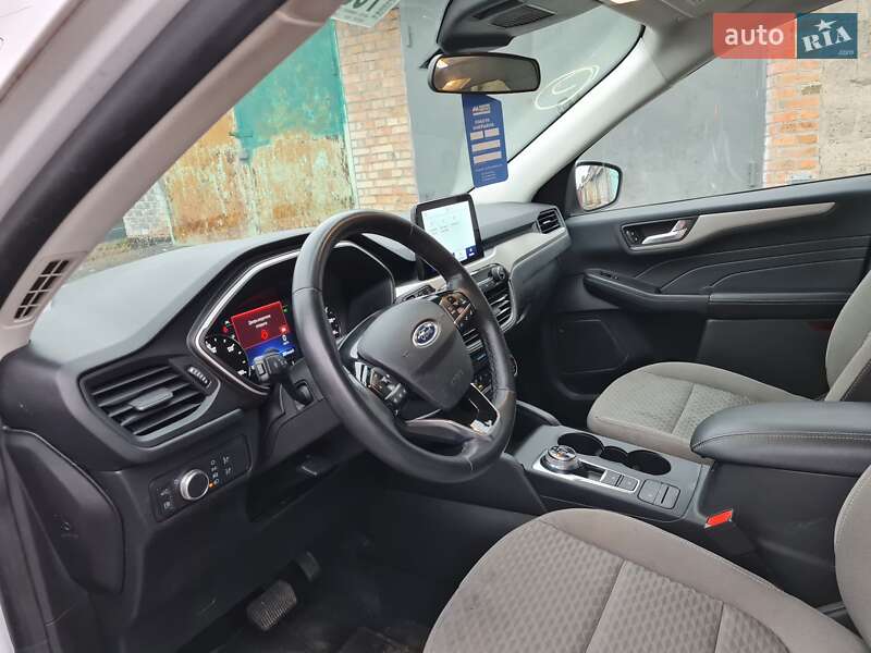 Позашляховик / Кросовер Ford Escape 2021 в Києві фото 14 Позашляховик / Кросовер Ford Escape 2021 в Києві