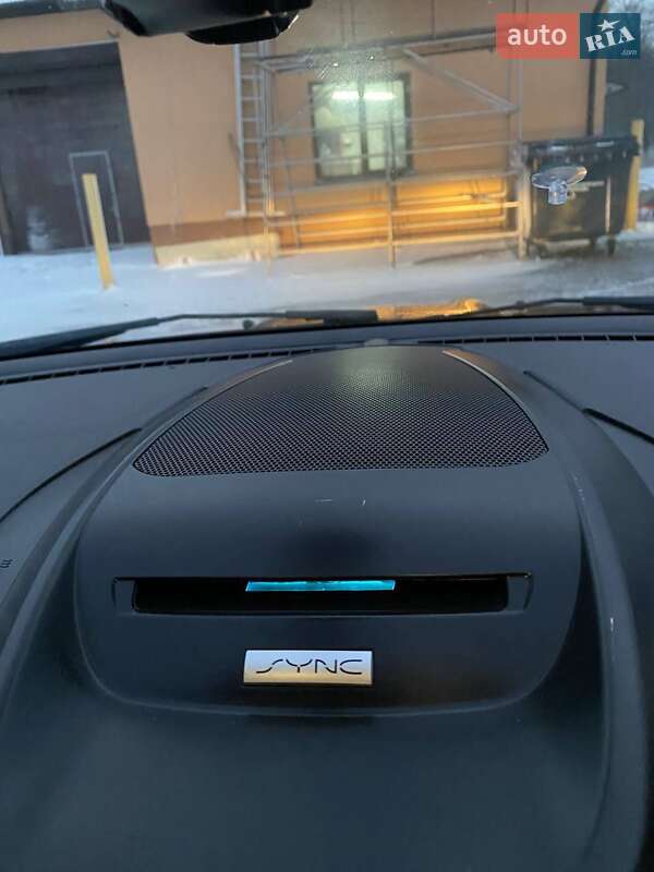 Позашляховик / Кросовер Ford Escape 2015 в Копичинці