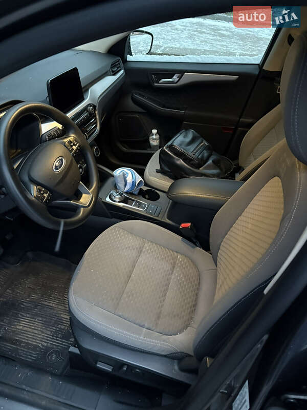 Внедорожник / Кроссовер Ford Escape 2020 в Львове фото 13 Внедорожник / Кроссовер Ford Escape 2020 в Львове