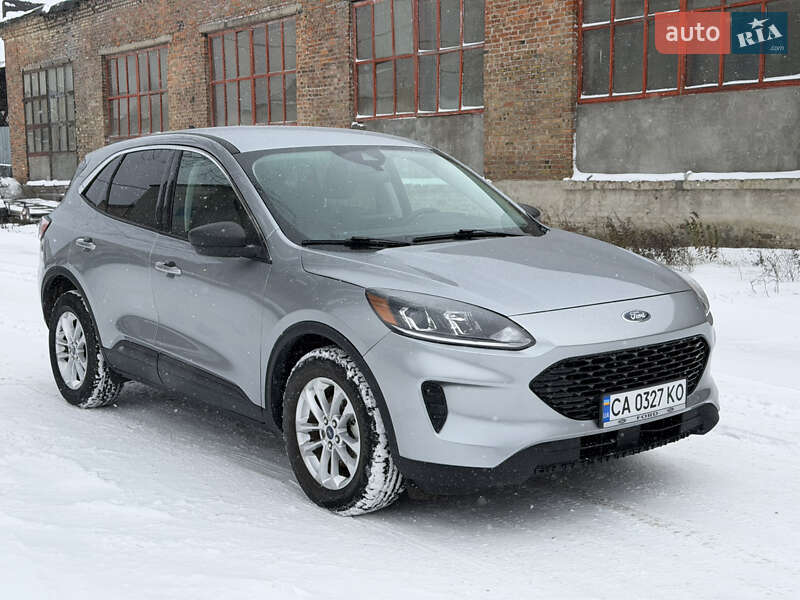 Позашляховик / Кросовер Ford Escape 2022 в Черкасах