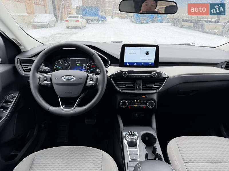 Позашляховик / Кросовер Ford Escape 2022 в Черкасах
