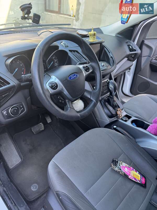 Позашляховик / Кросовер Ford Escape 2014 в Ужгороді