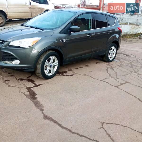 Внедорожник / Кроссовер Ford Escape 2015 в Сумах фото 3 Внедорожник / Кроссовер Ford Escape 2015 в Сумах