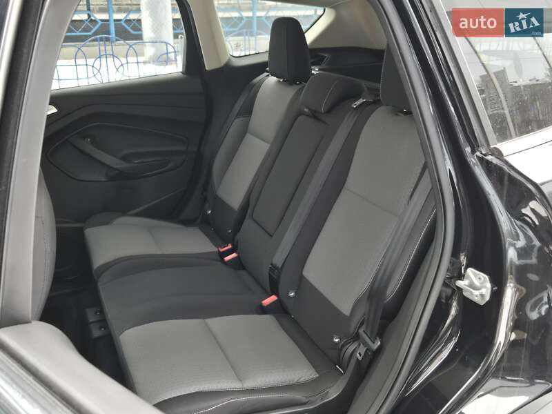 Внедорожник / Кроссовер Ford Escape 2018 в Киеве