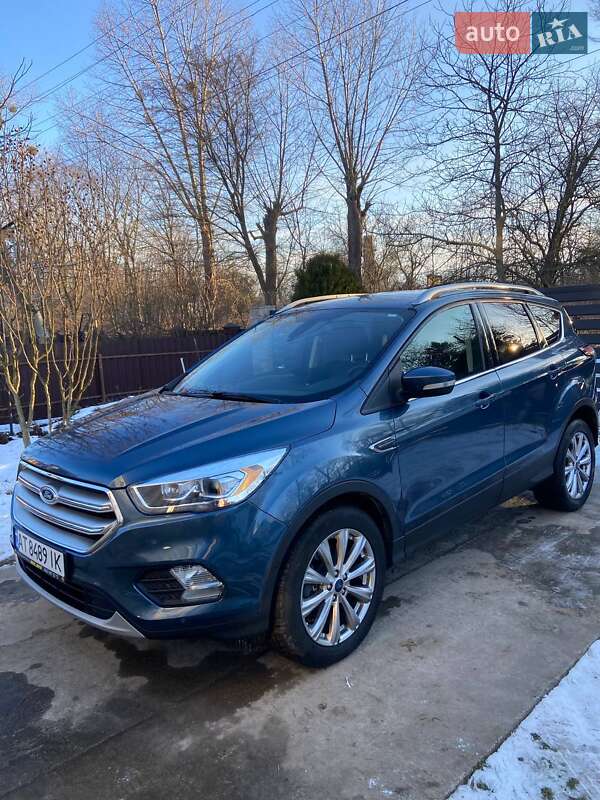 Позашляховик / Кросовер Ford Escape 2018 в Івано-Франківську