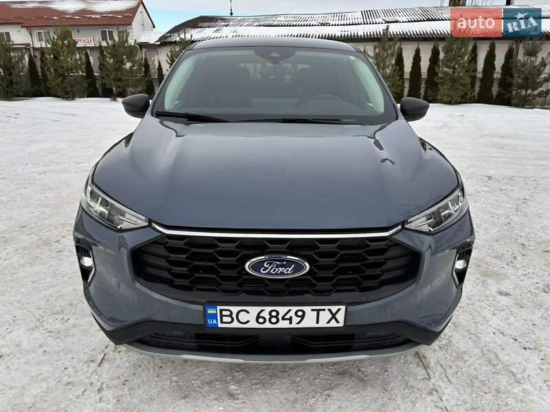 Внедорожник / Кроссовер Ford Escape 2023 в Золочеве