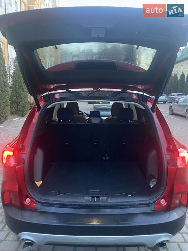 Позашляховик / Кросовер Ford Escape 2022 в Івано-Франківську