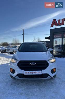 Внедорожник / Кроссовер Ford Escape 2017 в Белогородке