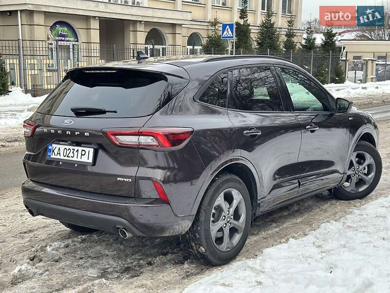 Внедорожник / Кроссовер Ford Escape 2023 в Киеве