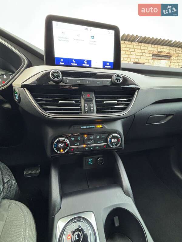 Внедорожник / Кроссовер Ford Escape 2021 в Запорожье