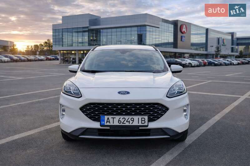 Внедорожник / Кроссовер Ford Escape 2022 в Городенке
