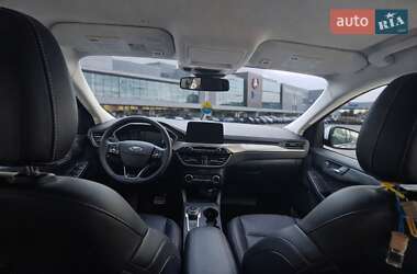 Внедорожник / Кроссовер Ford Escape 2022 в Ивано-Франковске