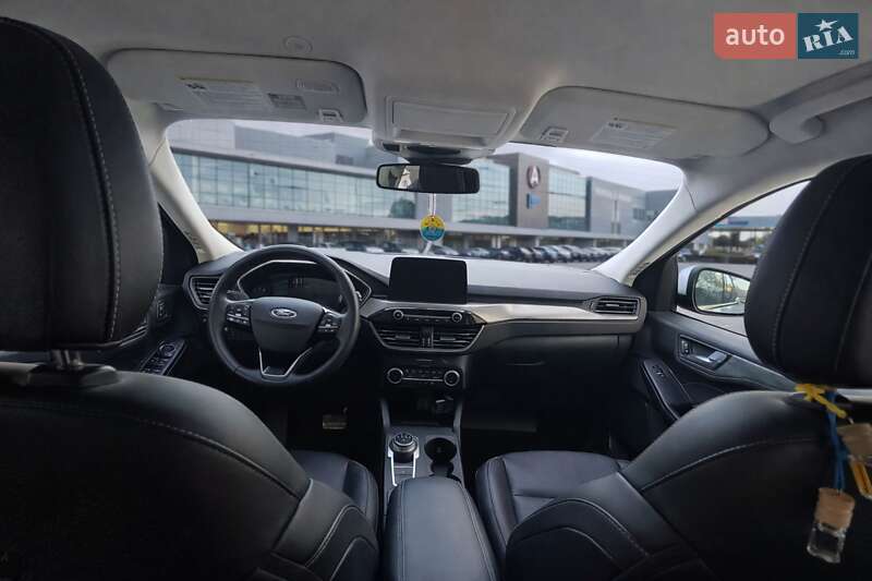 Внедорожник / Кроссовер Ford Escape 2022 в Городенке