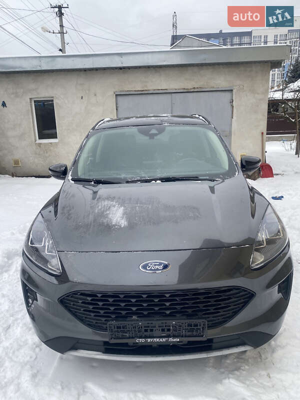 Позашляховик / Кросовер Ford Escape 2020 в Львові