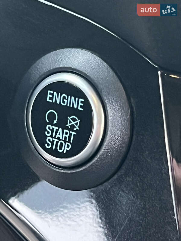 Внедорожник / Кроссовер Ford Escape 2018 в Одессе