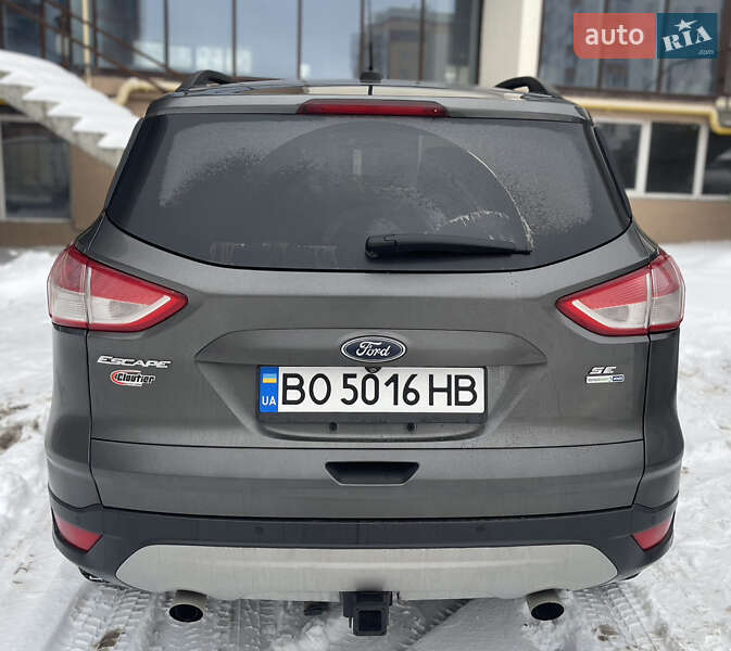 Внедорожник / Кроссовер Ford Escape 2015 в Тернополе