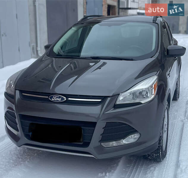 Внедорожник / Кроссовер Ford Escape 2015 в Тернополе