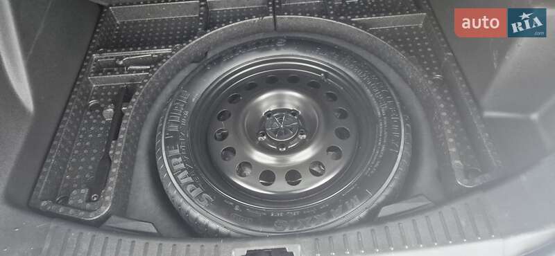 Внедорожник / Кроссовер Ford Escape 2017 в Дубно