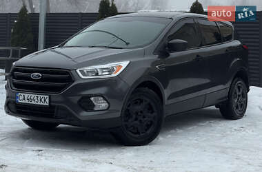 Внедорожник / Кроссовер Ford Escape 2019 в Черкассах