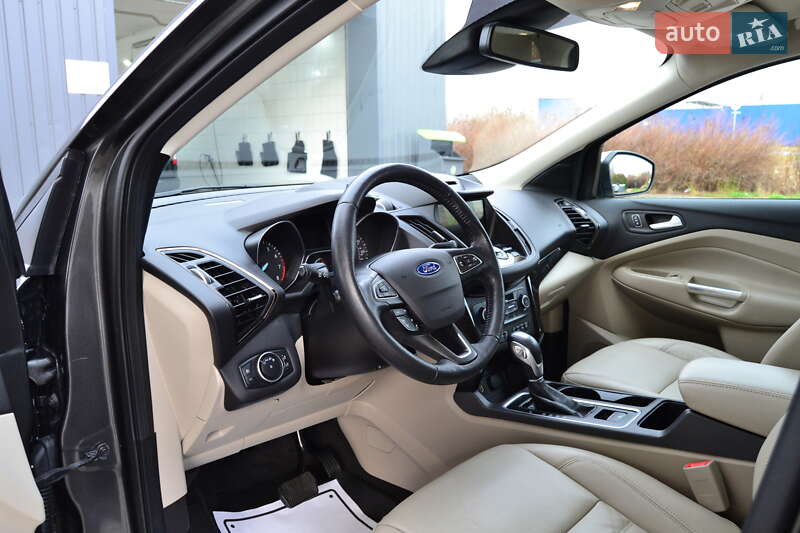 Позашляховик / Кросовер Ford Escape 2018 в Дрогобичі фото 113 Позашляховик / Кросовер Ford Escape 2018 в Дрогобичі
