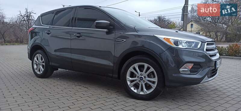 Внедорожник / Кроссовер Ford Escape 2019 в Житомире