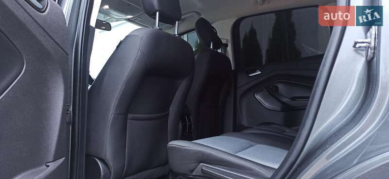 Внедорожник / Кроссовер Ford Escape 2019 в Житомире