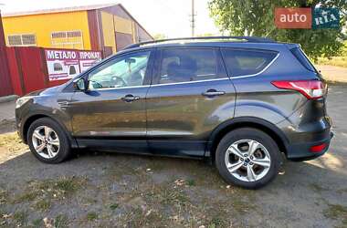 Внедорожник / Кроссовер Ford Escape 2015 в Чигирине