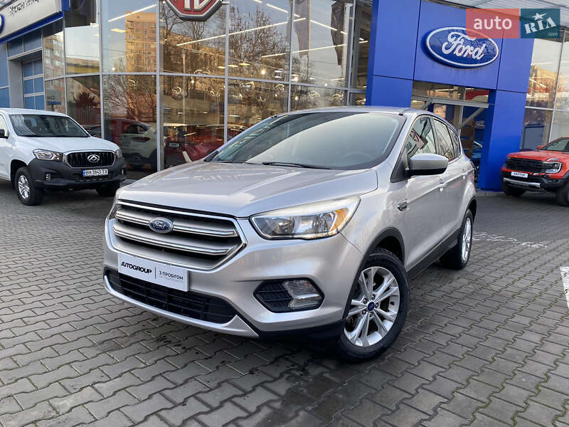 Внедорожник / Кроссовер Ford Escape 2017 в Одессе