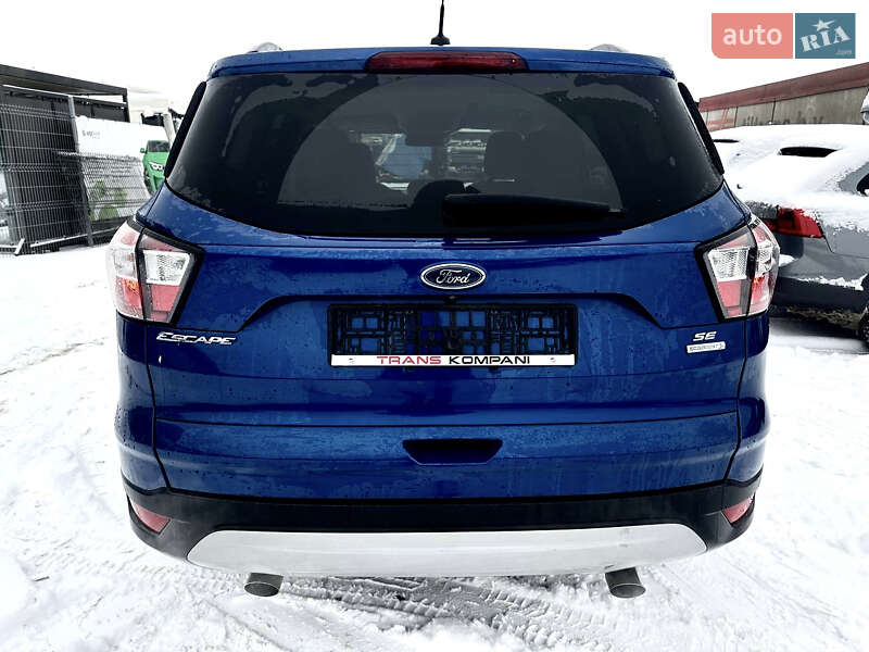 Внедорожник / Кроссовер Ford Escape 2018 в Львове
