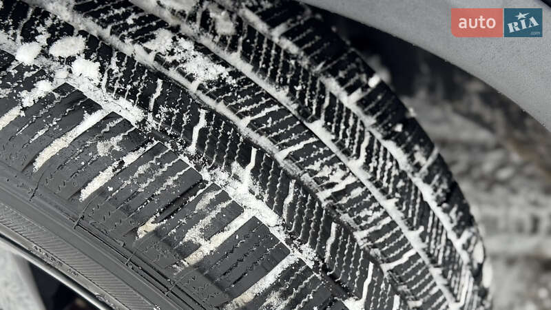 Позашляховик / Кросовер Ford Escape 2017 в Дубні