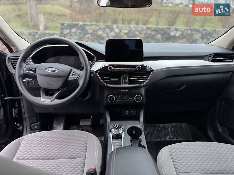 Внедорожник / Кроссовер Ford Escape 2020 в Кропивницком