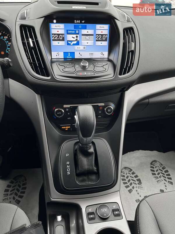 Внедорожник / Кроссовер Ford Escape 2015 в Львове фото 18 Внедорожник / Кроссовер Ford Escape 2015 в Львове