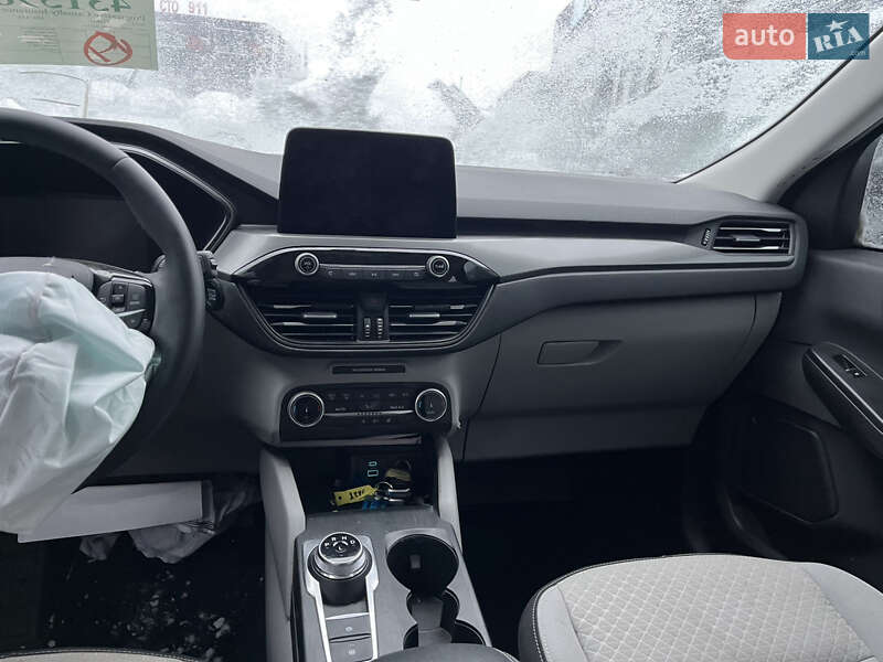 Внедорожник / Кроссовер Ford Escape 2023 в Львове