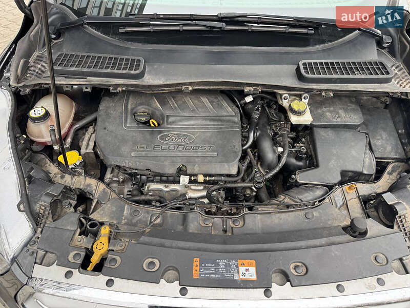 Внедорожник / Кроссовер Ford Escape 2018 в Хмельницком